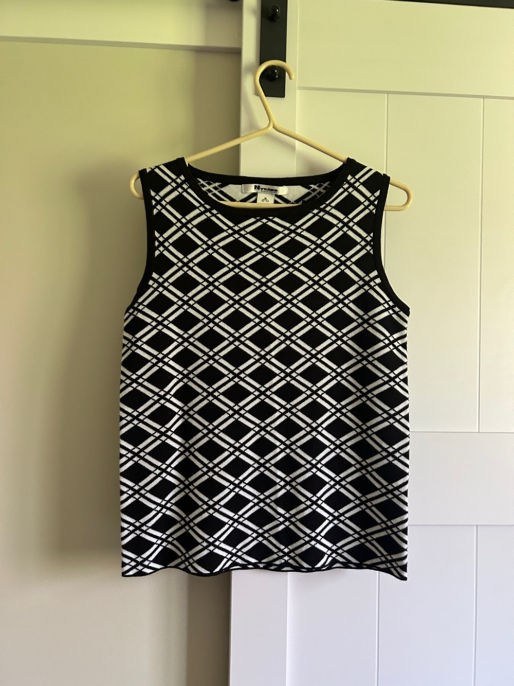 Black & White Plaid Knit Tank Top by New Directions